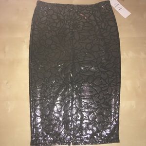 Nabeen Medium Silver Flowers Holiday Pencil Skirt